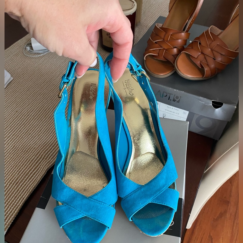 Teal suede like wedges size 8